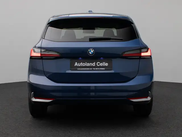 BMW 2 Series view 8