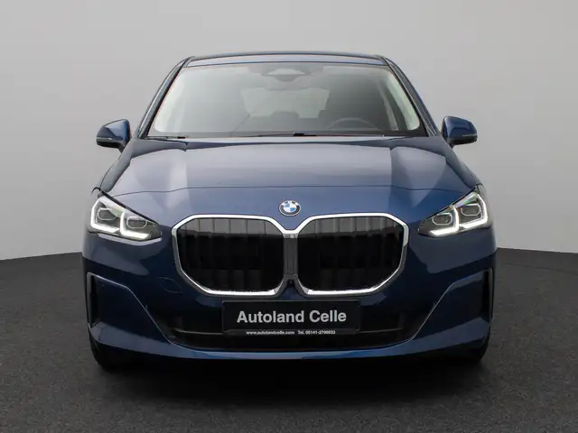BMW 2 Series view 2