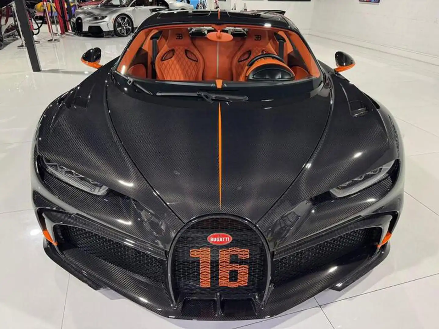 Bugatti Chiron CHIRON PUR SPORT W16 1500HP "1 OF 60" FULL C Šedá - 2