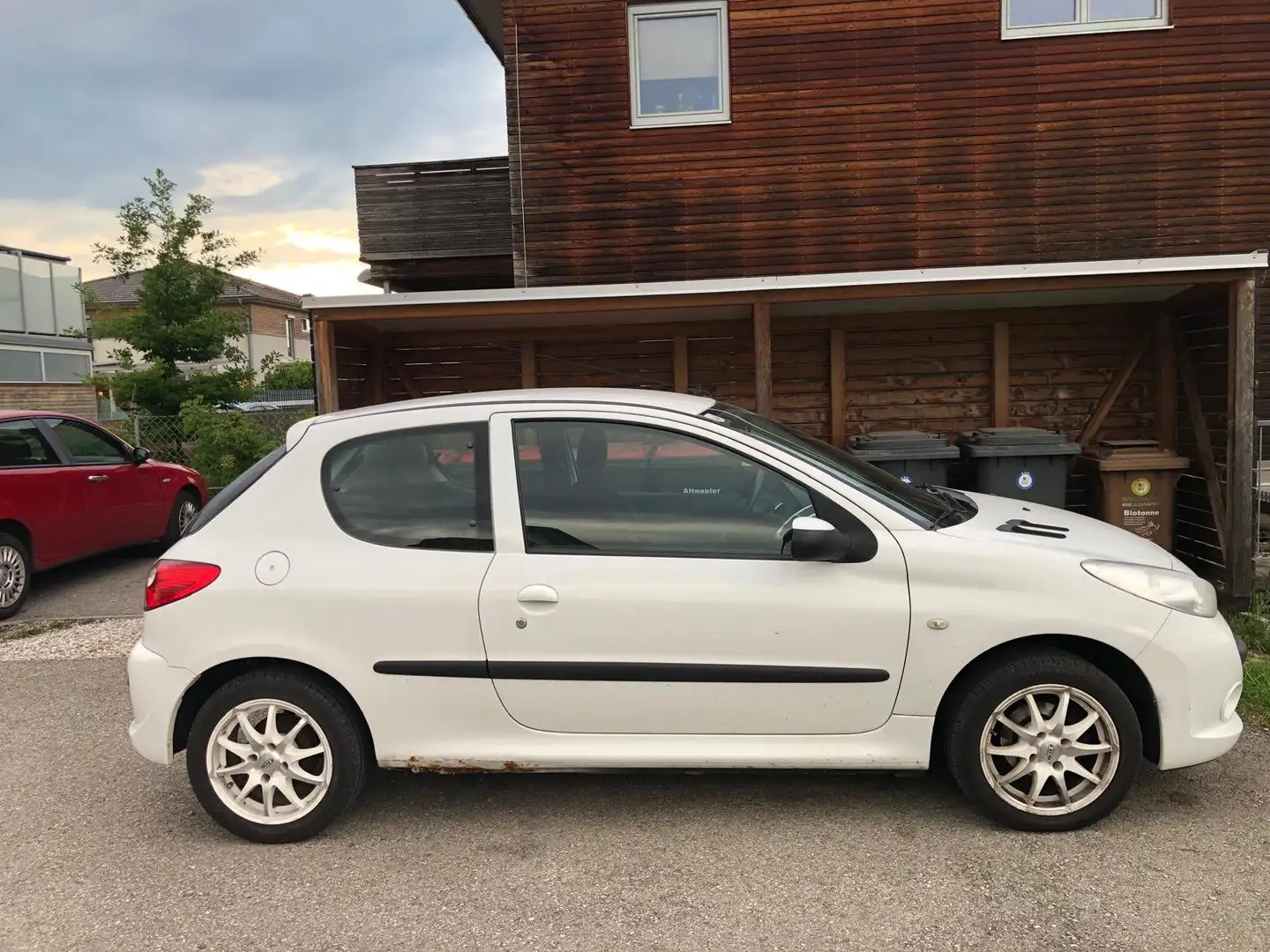 Peugeot 206 206+ Junior 1,1Junior Weiß - 1