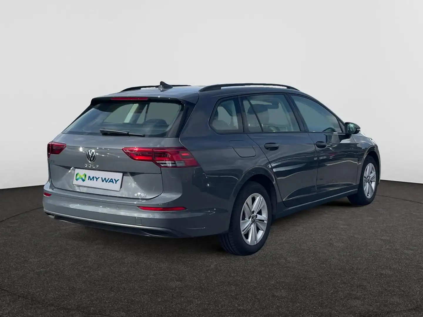 Volkswagen Golf Variant Life Business 1.0 eTSI (110 pk) automaat  /// Acht Grijs - 2