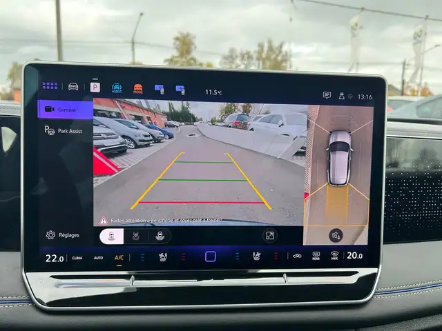 Volkswagen Tiguan view 11
