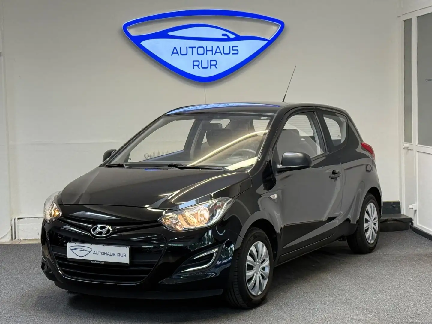 Hyundai i20 FIFA World Cup Edition/NUR 57TKM/1TE HAND Noir - 1