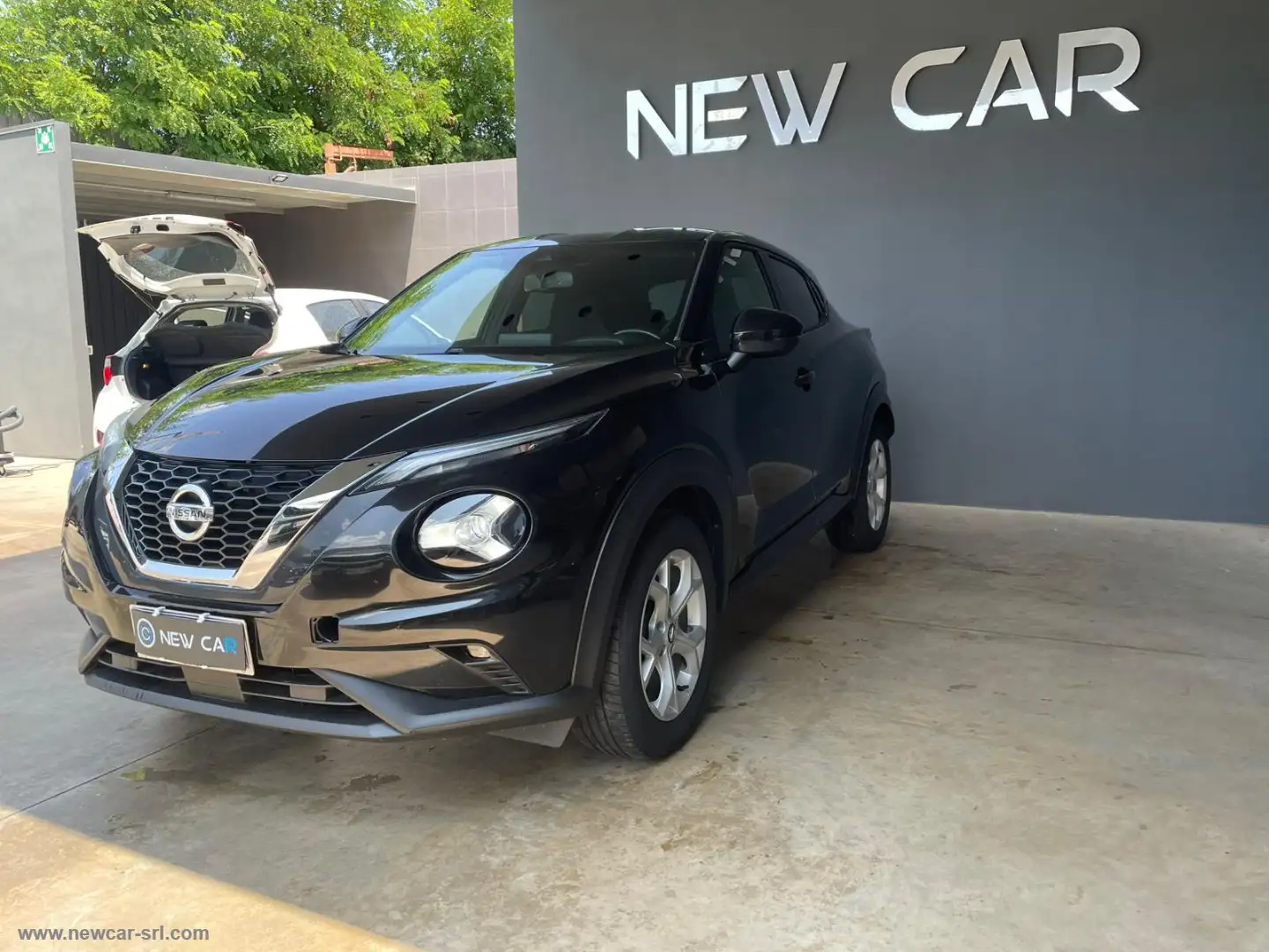 Nissan Juke 1.0 DIG-T 114 CV DCT N-Connecta Nero - 2
