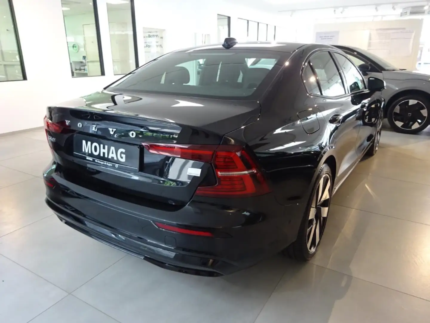 Volvo S60 Recharge Ultimate Dark T8 AWD - B&W,360° Negru - 2