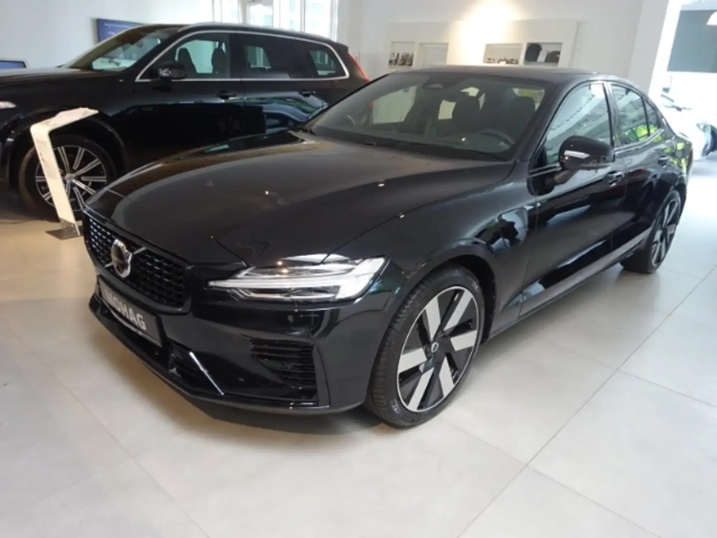 Volvo S60 Recharge Ultimate Dark T8 AWD - B&W,360° Schwarz - 1