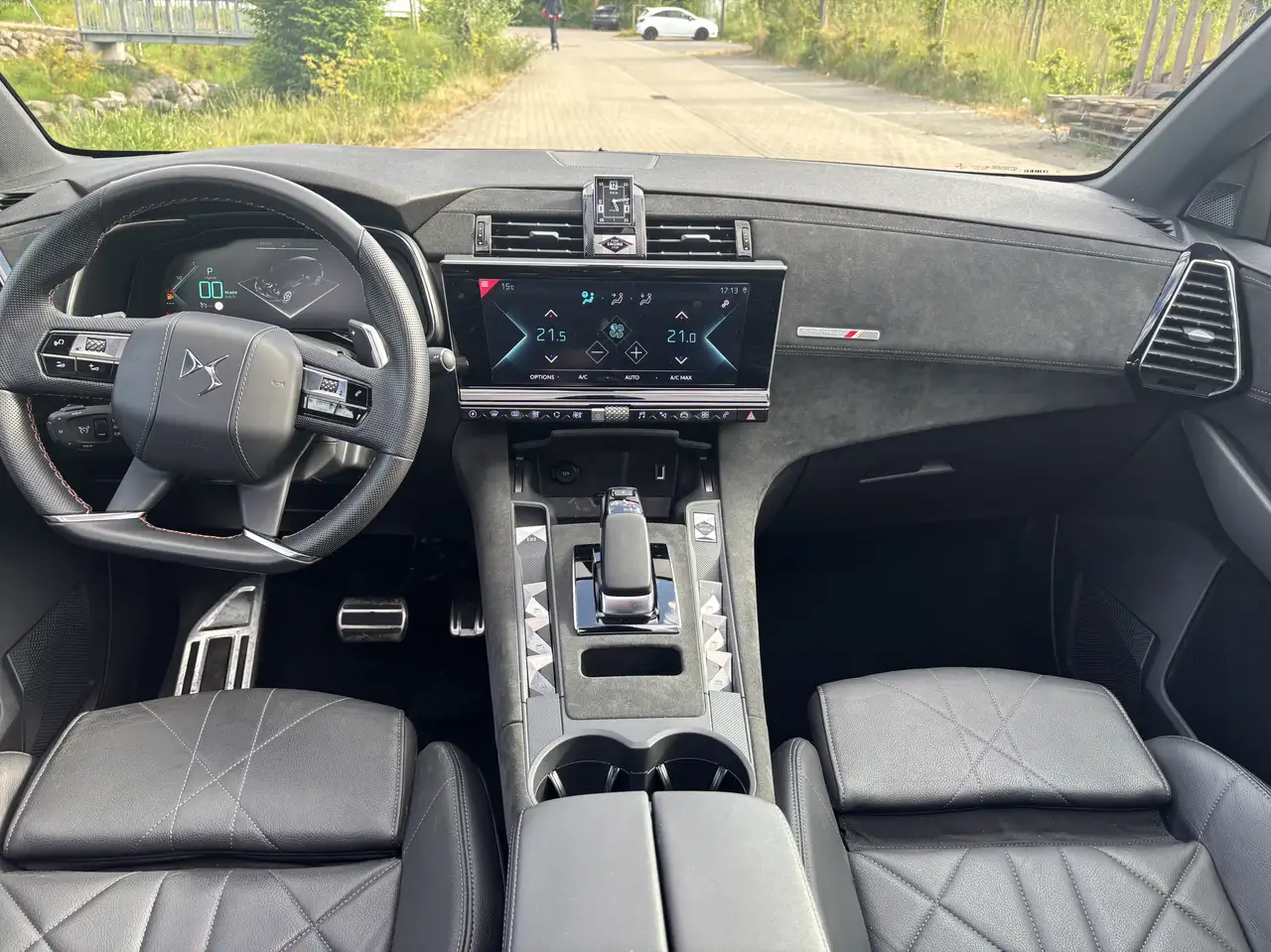 DS Automobiles DS 7 Crossback 2022 — фото 12
