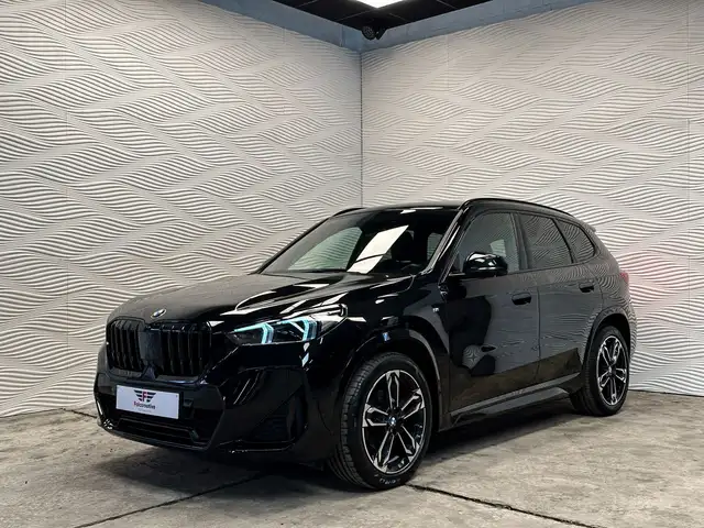 BMW X1 sDrive18d*AUT*M-SPORT*CARPLAY*SHADOW*