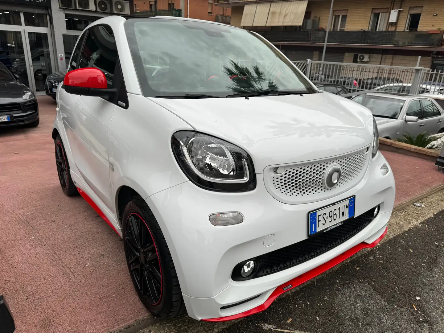 smart forTwo 0.9 t USHUAIA LIMITED EDITION 90cv twinamic Wit - 2