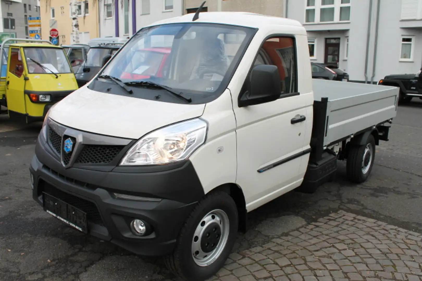 Piaggio Porter NP6 Pritsche 253 HD PRO LPG SOFORT Blanco - 1