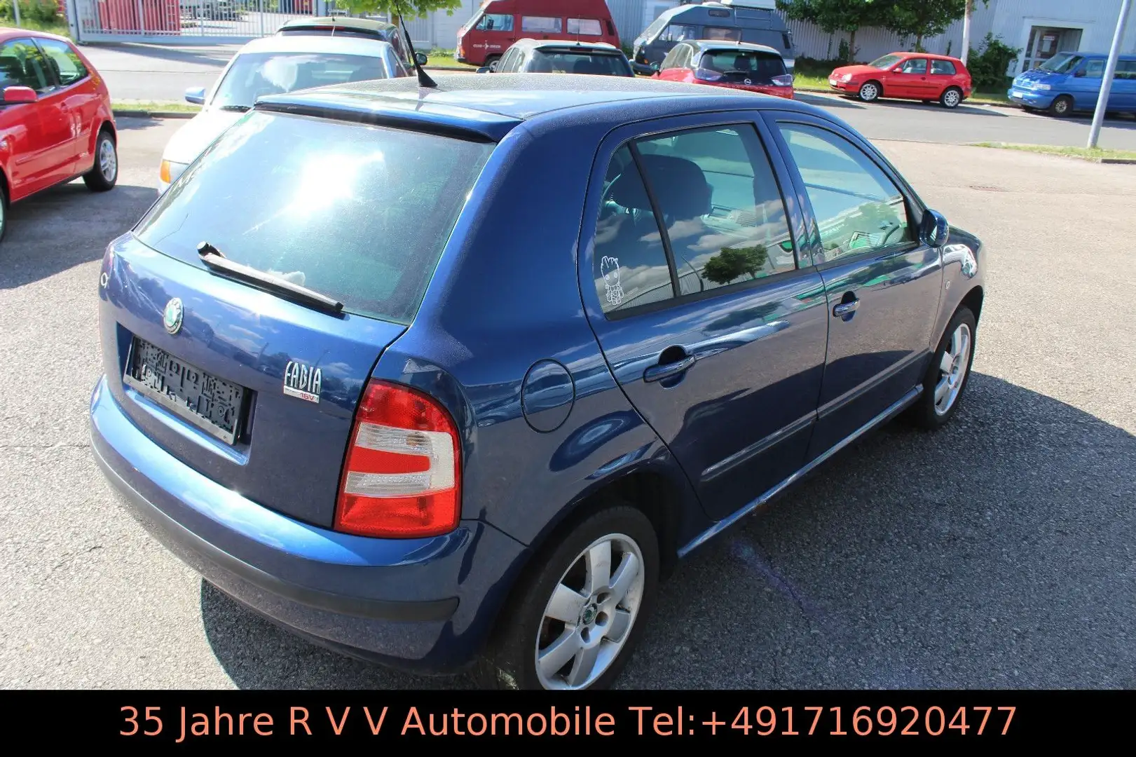 Skoda Fabia 1.4 Ambiente Azul - 2