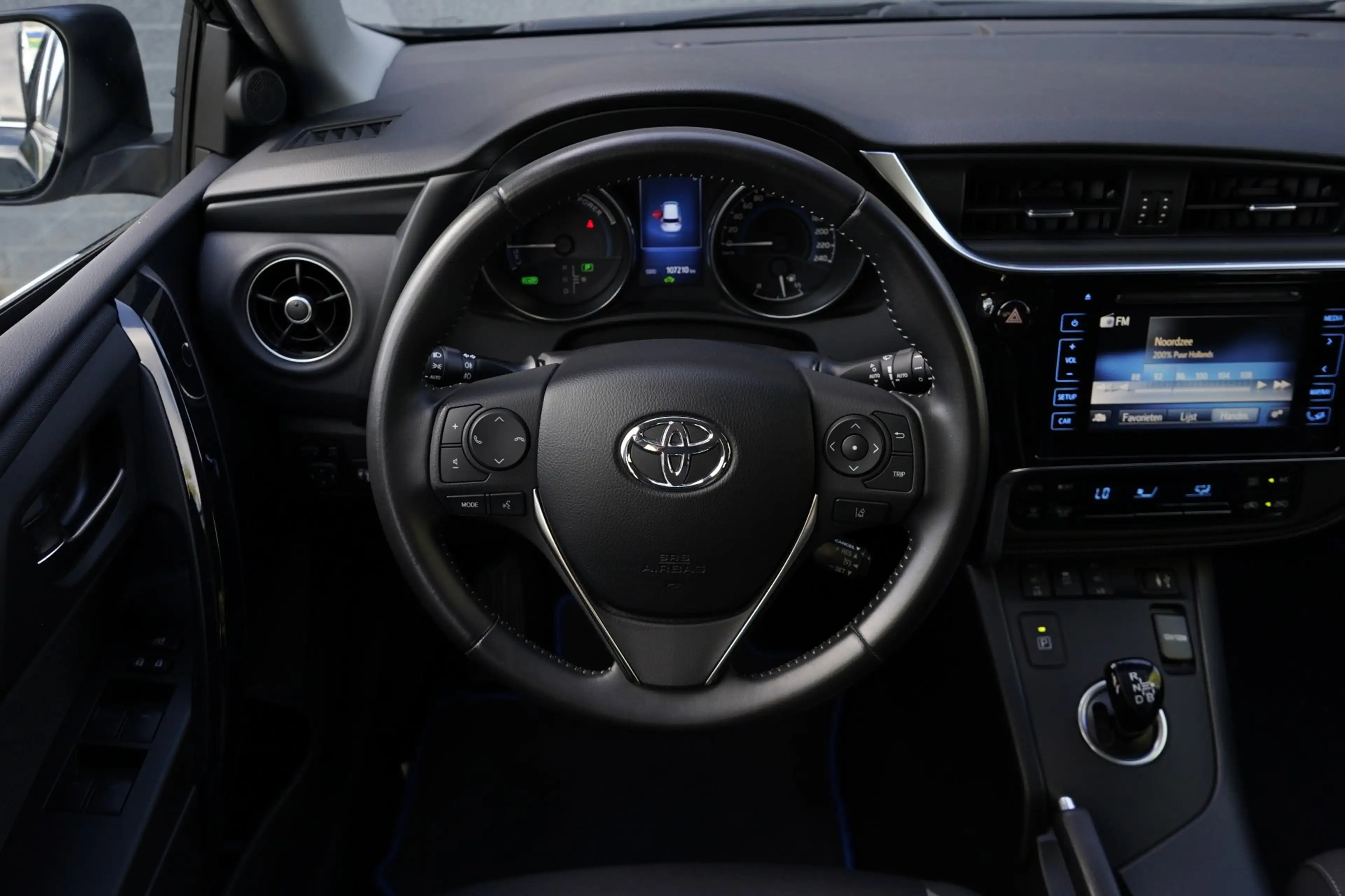 Toyota Auris 1.8 Hybrid Edition-S, Camera, Navigatie, Stoelv — photo 6