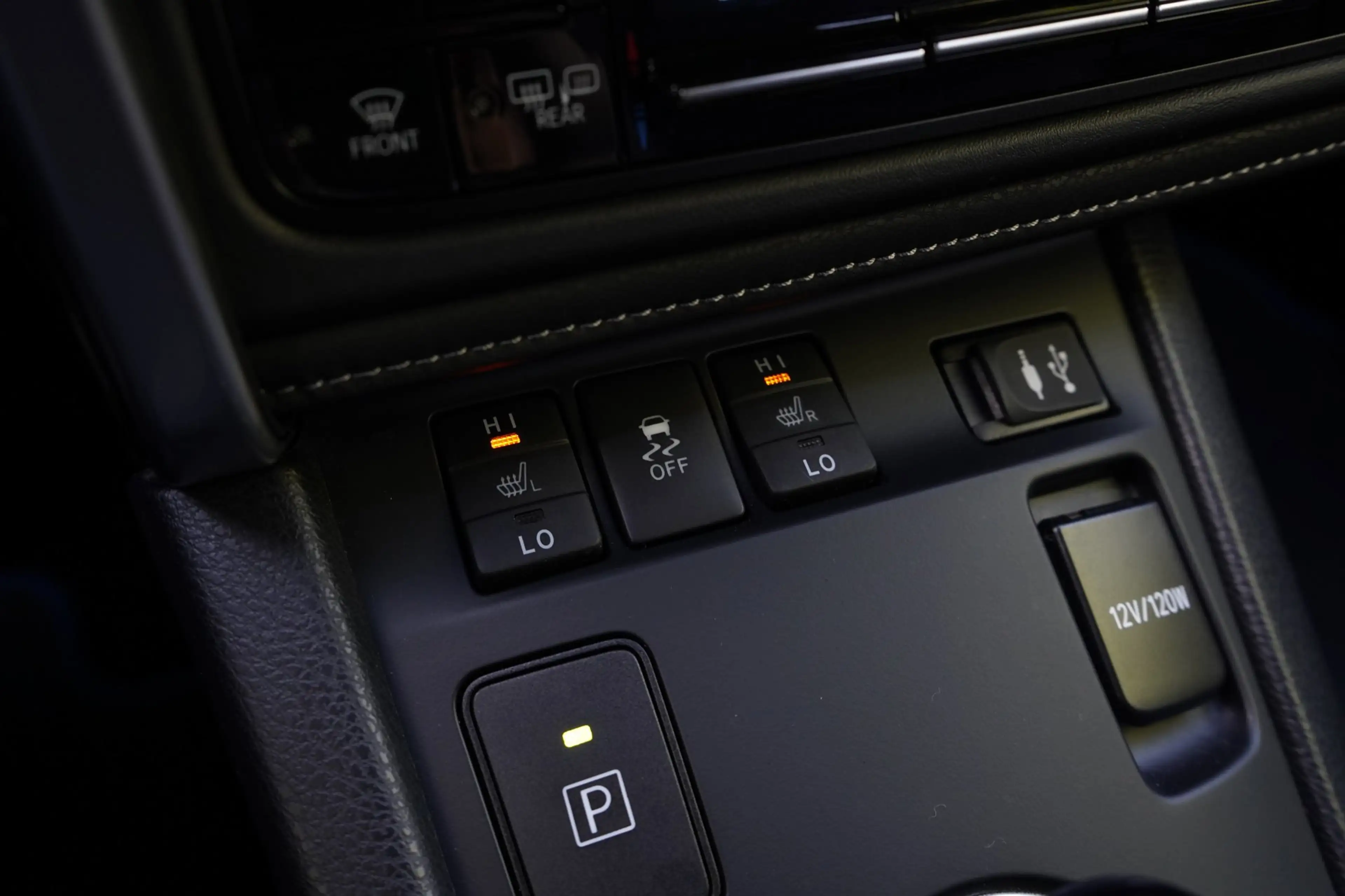 Toyota Auris 1.8 Hybrid Edition-S, Camera, Navigatie, Stoelv — photo 14