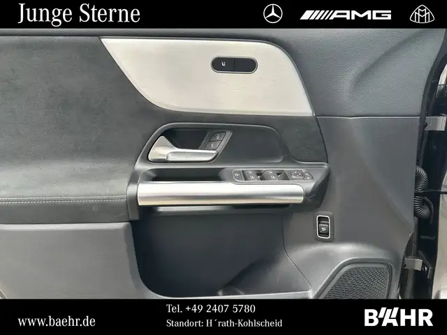 Mercedes-Benz Gla Class view 14