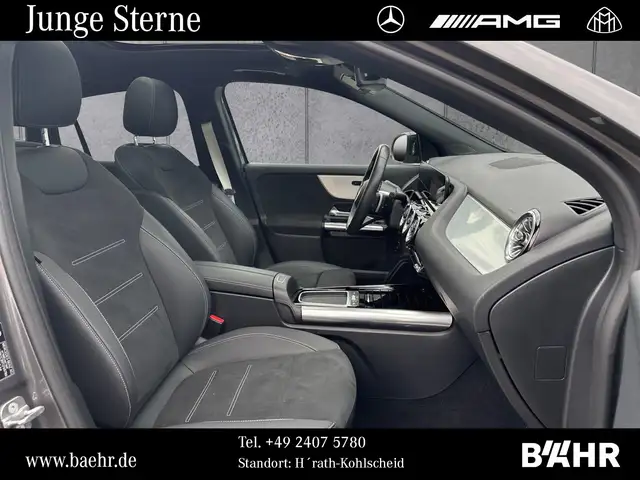 Mercedes-Benz Gla Class view 5