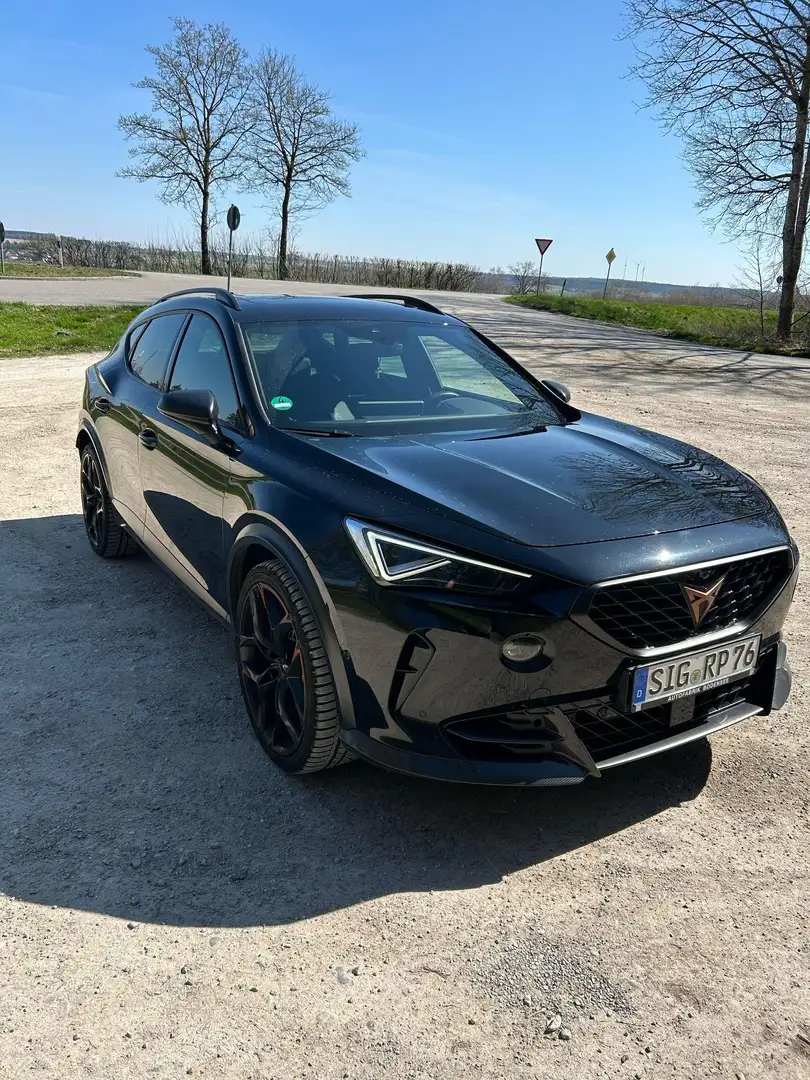 CUPRA Formentor VZ5 2.5 TSI DSG 4Drive Navi*Leder*Pano*SHZ*E-Heck* Schwarz - 2