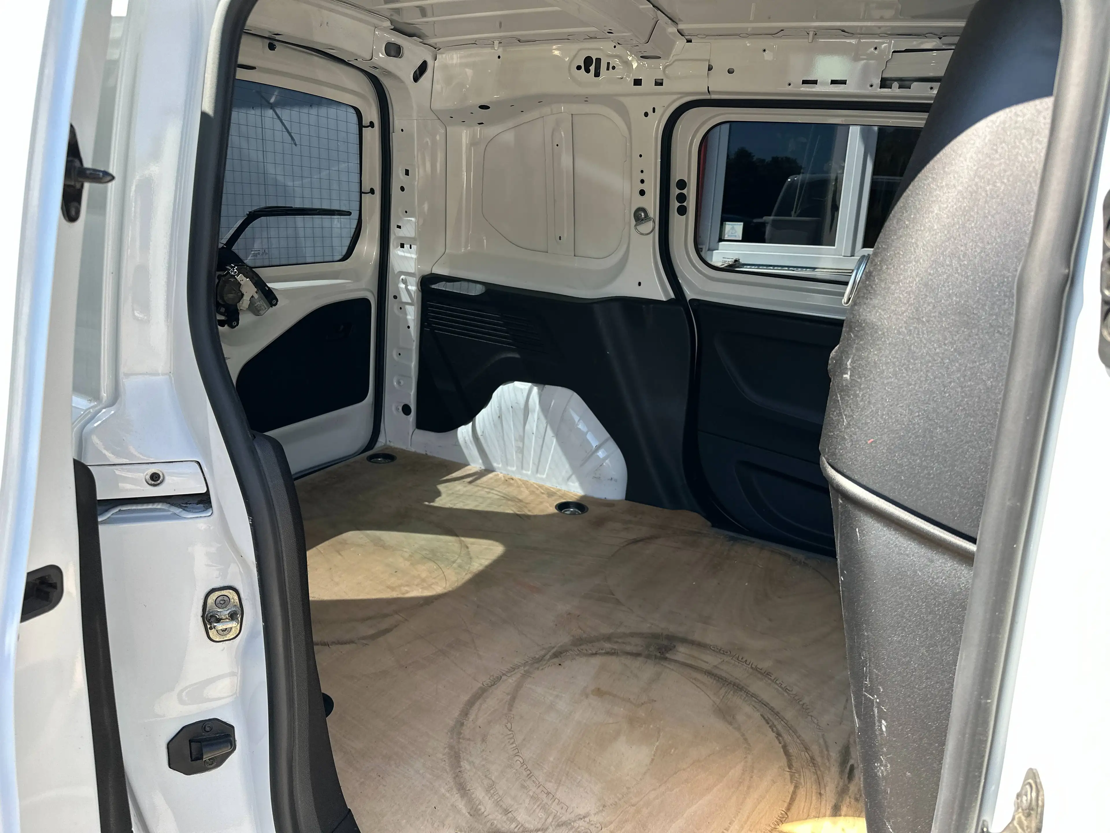 Opel Combo Mod.2022*2xSchiebetür*TüV Neu*Klima*Park*+WR — photo 14