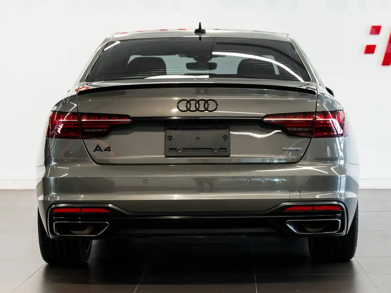 Audi A4 photo Audi A4