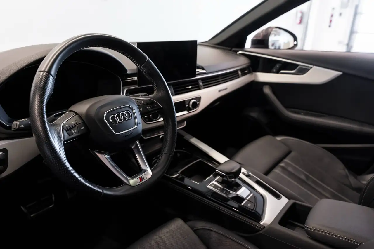 Audi A4 photo Audi A4