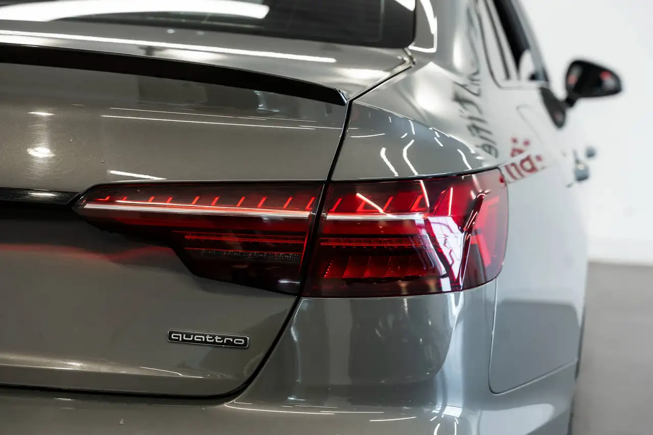 Audi A4 photo Audi A4