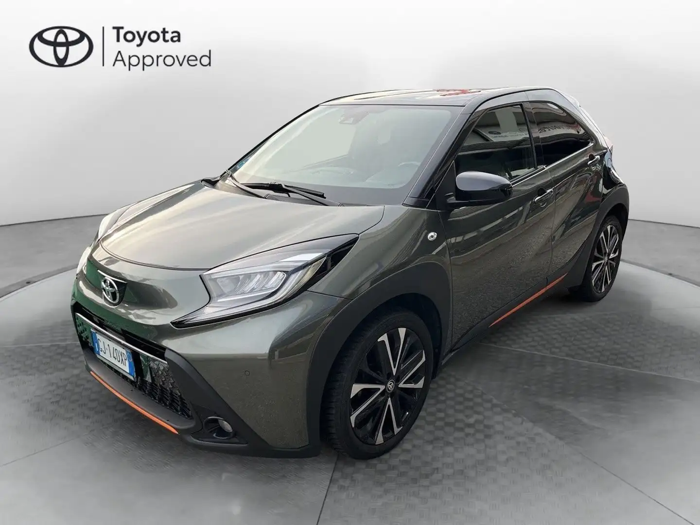 Toyota Aygo X Aygo X 1.0 VVT-i 72 CV 5 porte Limited Verde - 1