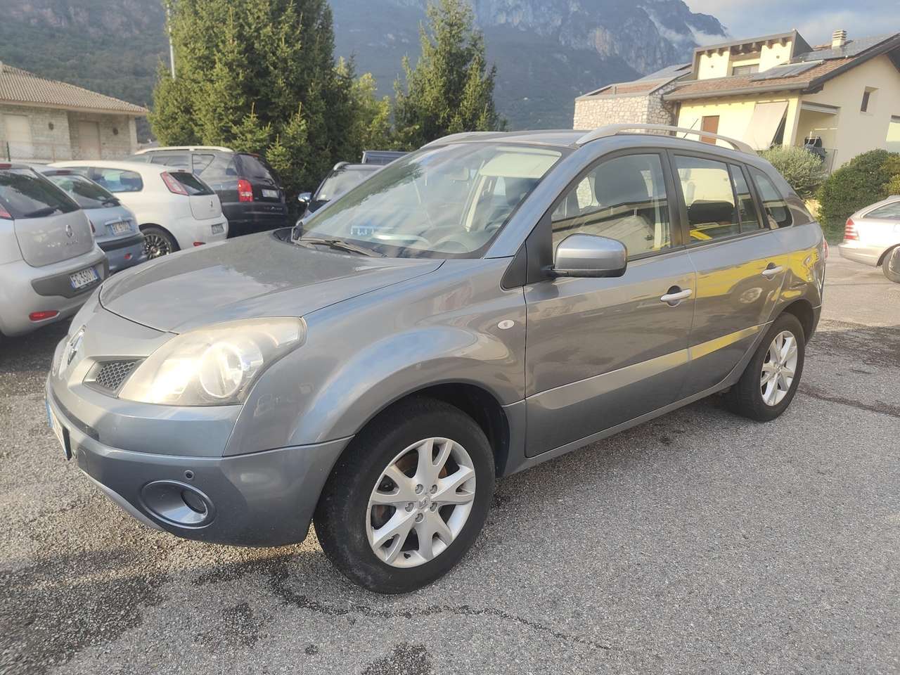 Renault Koleos 2.0 dci      4x4