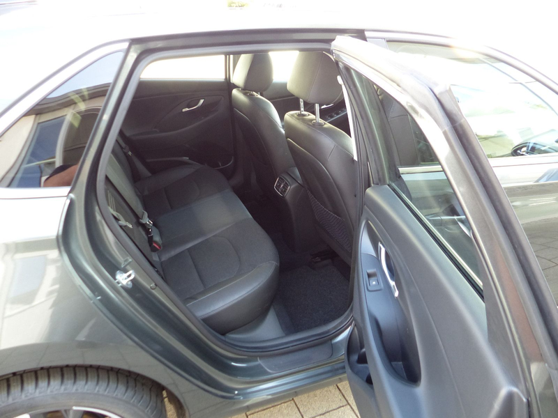 Hyundai i30 1.5 T-GDI DCT Prime Navi PANO LED Temp. SHZ — photo 7