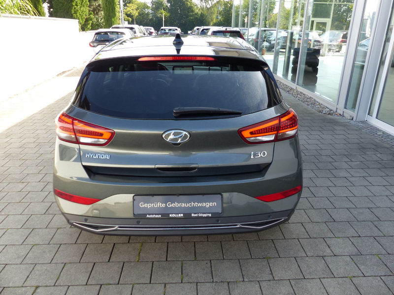 Hyundai i30 1.5 T-GDI DCT Prime Navi PANO LED Temp. SHZ — photo 4
