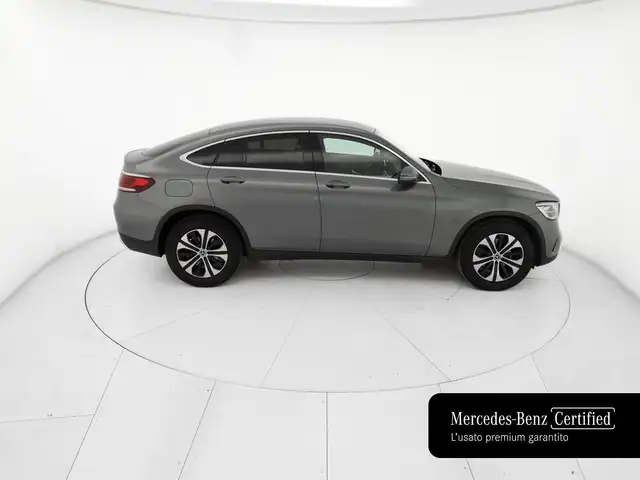 Mercedes-Benz GLC view 5