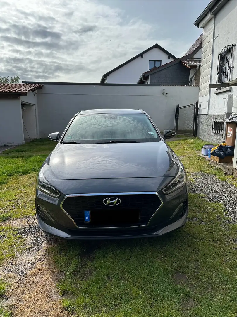 Hyundai i30 YES! Plus Grau - 1