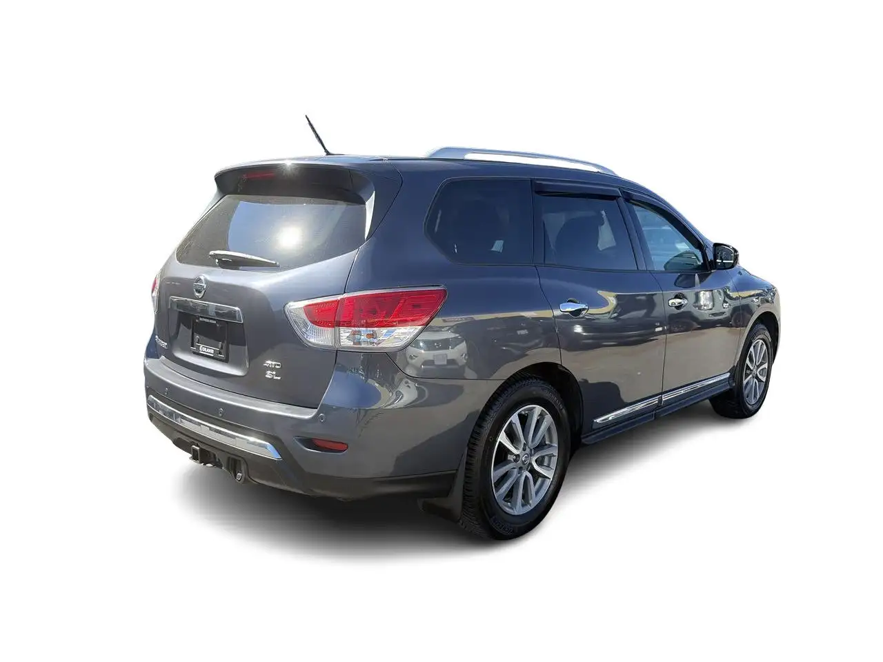Nissan Pathfinder снимка Nissan Pathfinder
