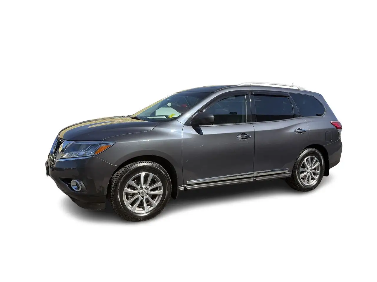 Nissan Pathfinder снимка Nissan Pathfinder