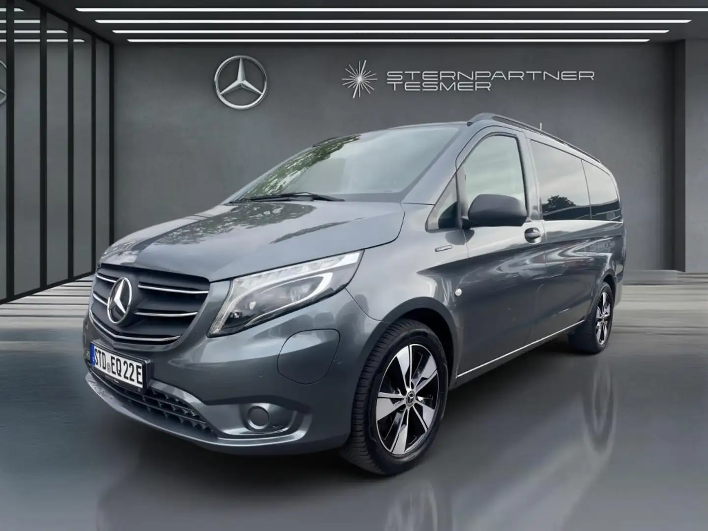 Mercedes-Benz Vito e  129 TOURER Lang Gewerbe+AIRMATIC+8-Sitzer Gris - 1