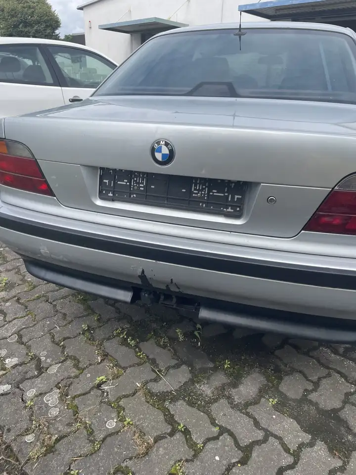 BMW 728iL, foto 4