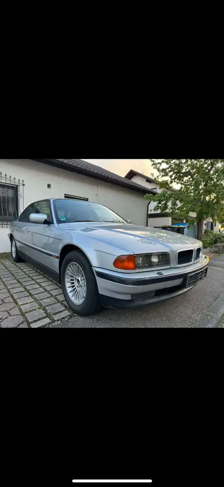 BMW 728iL, foto 6