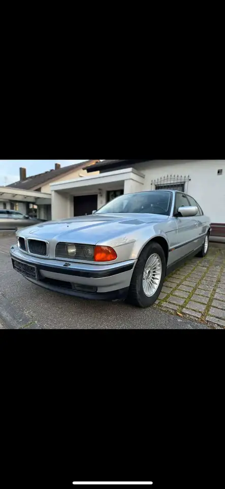 BMW 728iL, foto 7
