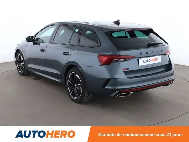 Skoda Octavia view 4