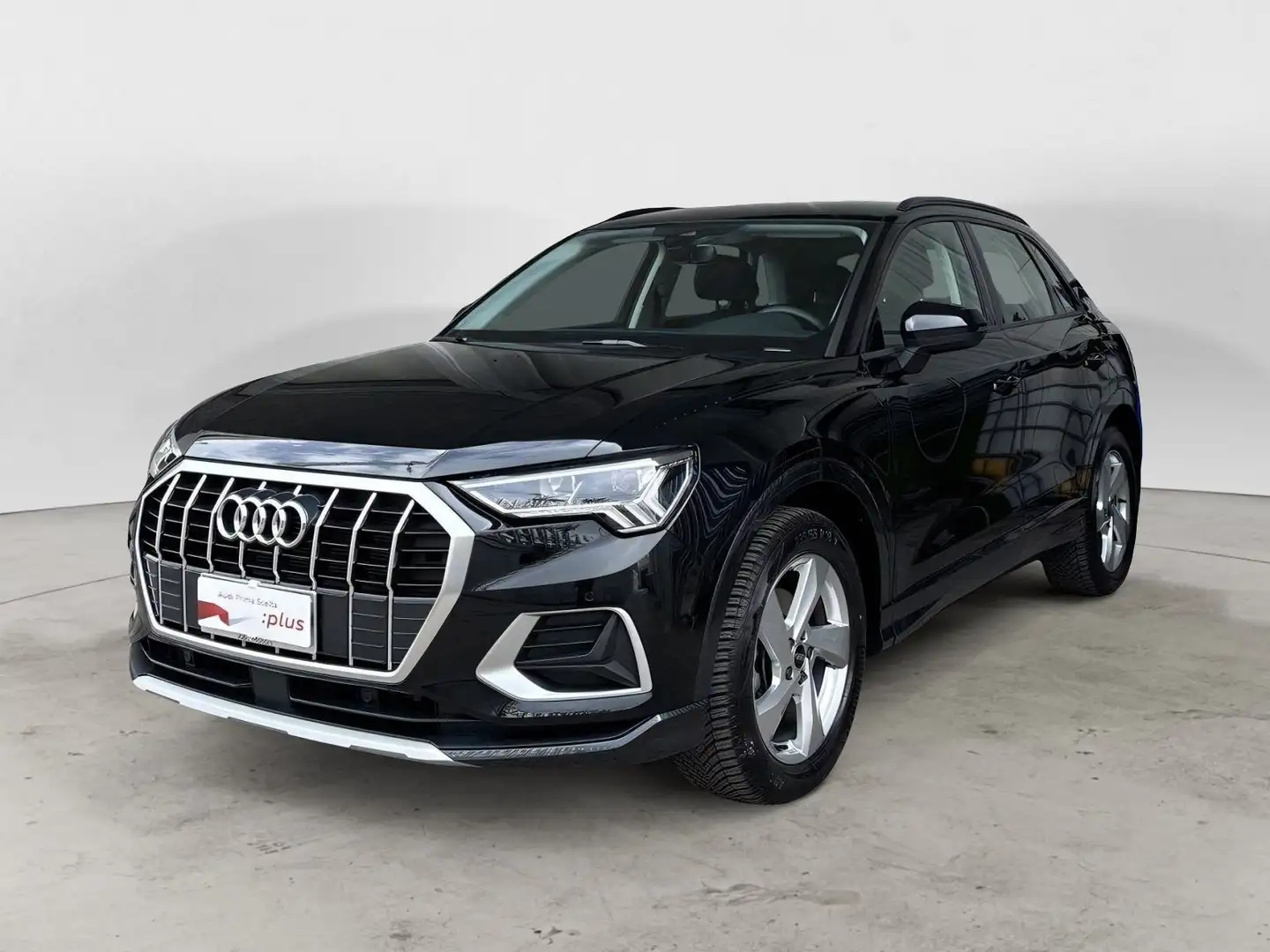 Audi Q3 35 TDI S tronic Business Advanced Schwarz - 1