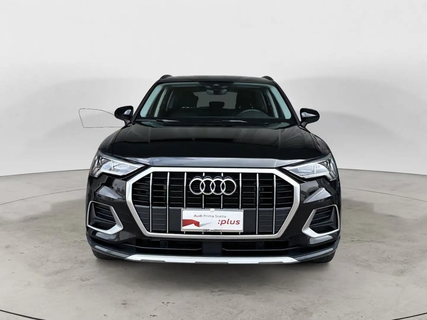 Audi Q3 35 TDI S tronic Business Advanced Schwarz - 2