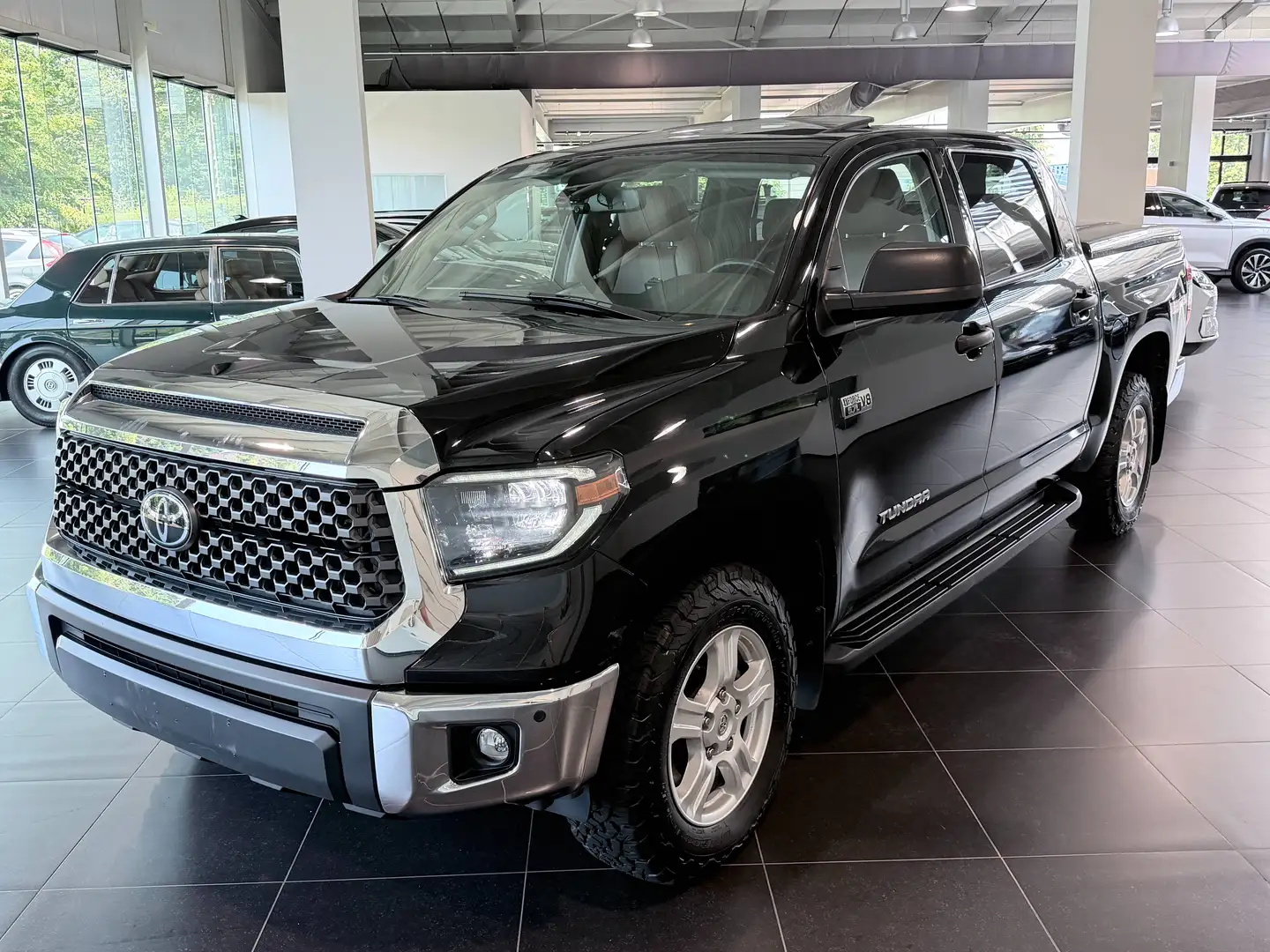TOYOTA Tundra