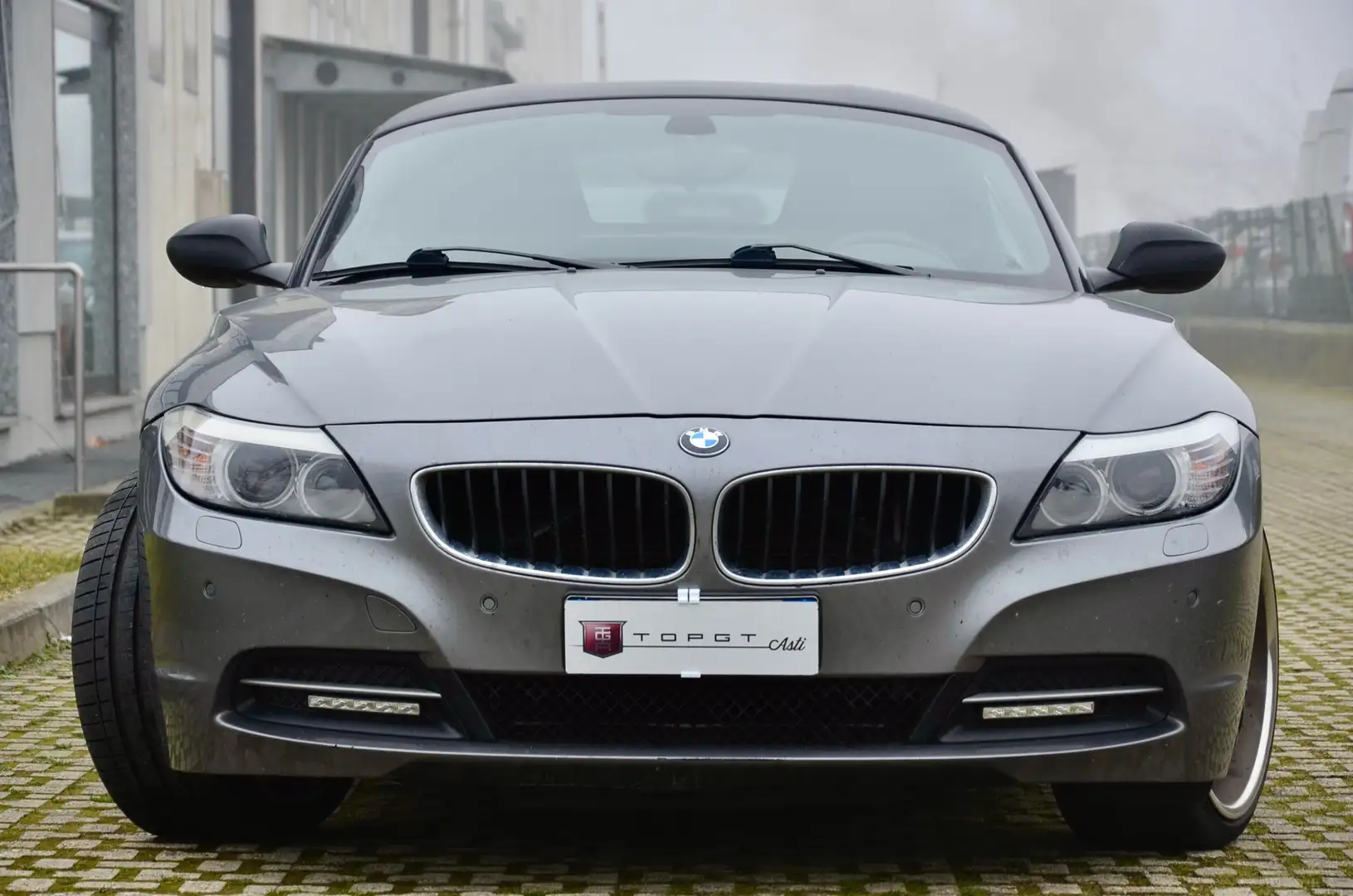 BMW Z4 sdrive23i cabrio 204cv auto UFF ITALIANA PERMUTE Grigio - 2