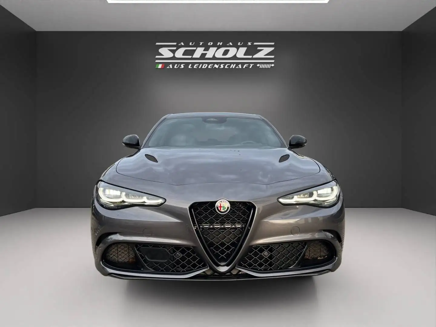 Alfa Romeo Giulia Quadrifoglio*LED*SHZ*KAMERA* Grigio - 2
