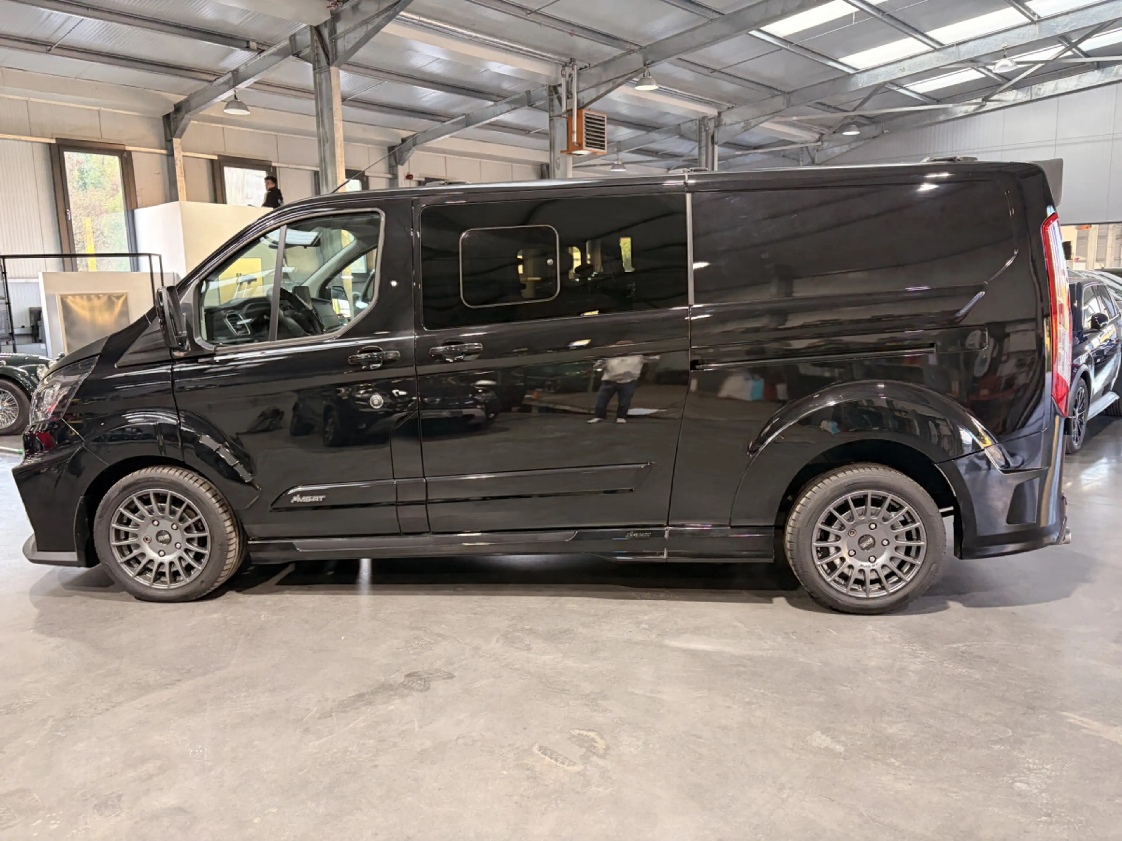 Ford Transit Custom MS-RT 2.0 Double cabine 170HP — photo 6