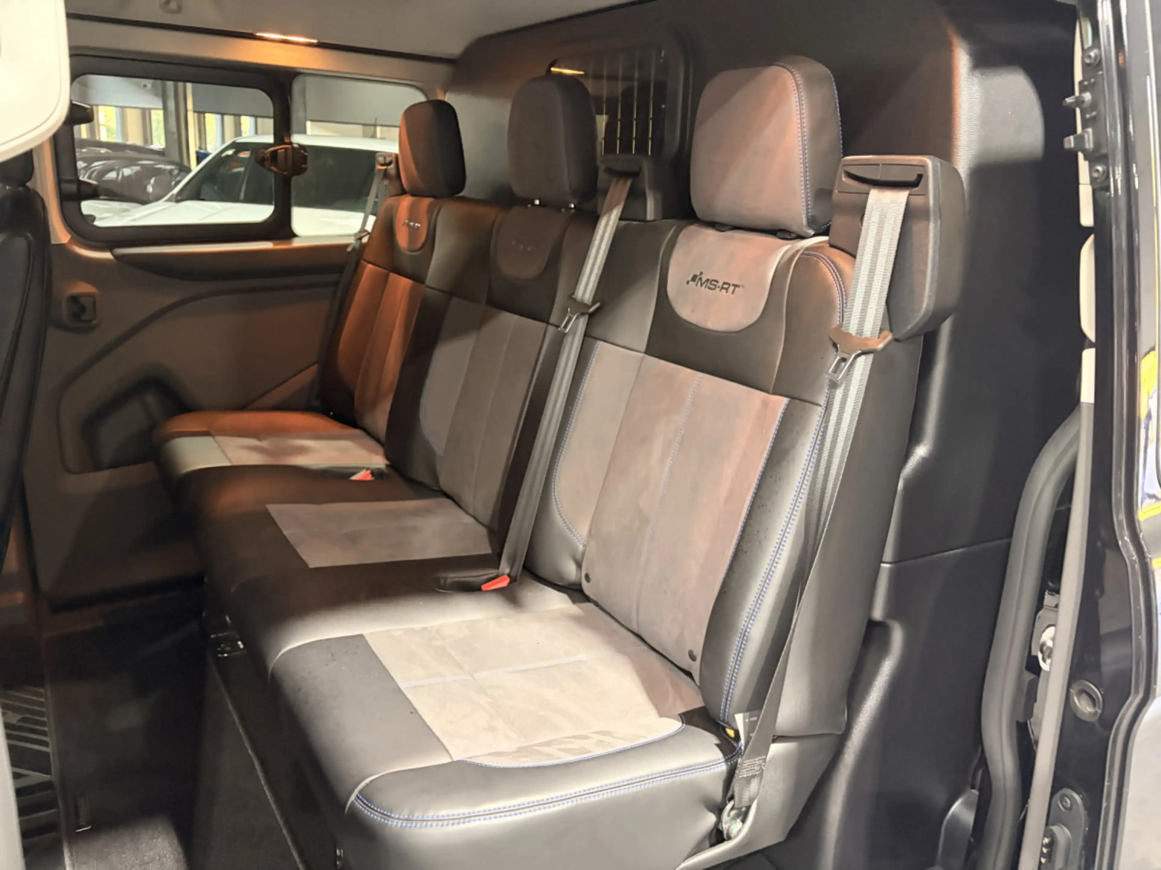 Ford Transit Custom MS-RT 2.0 Double cabine 170HP — photo 10