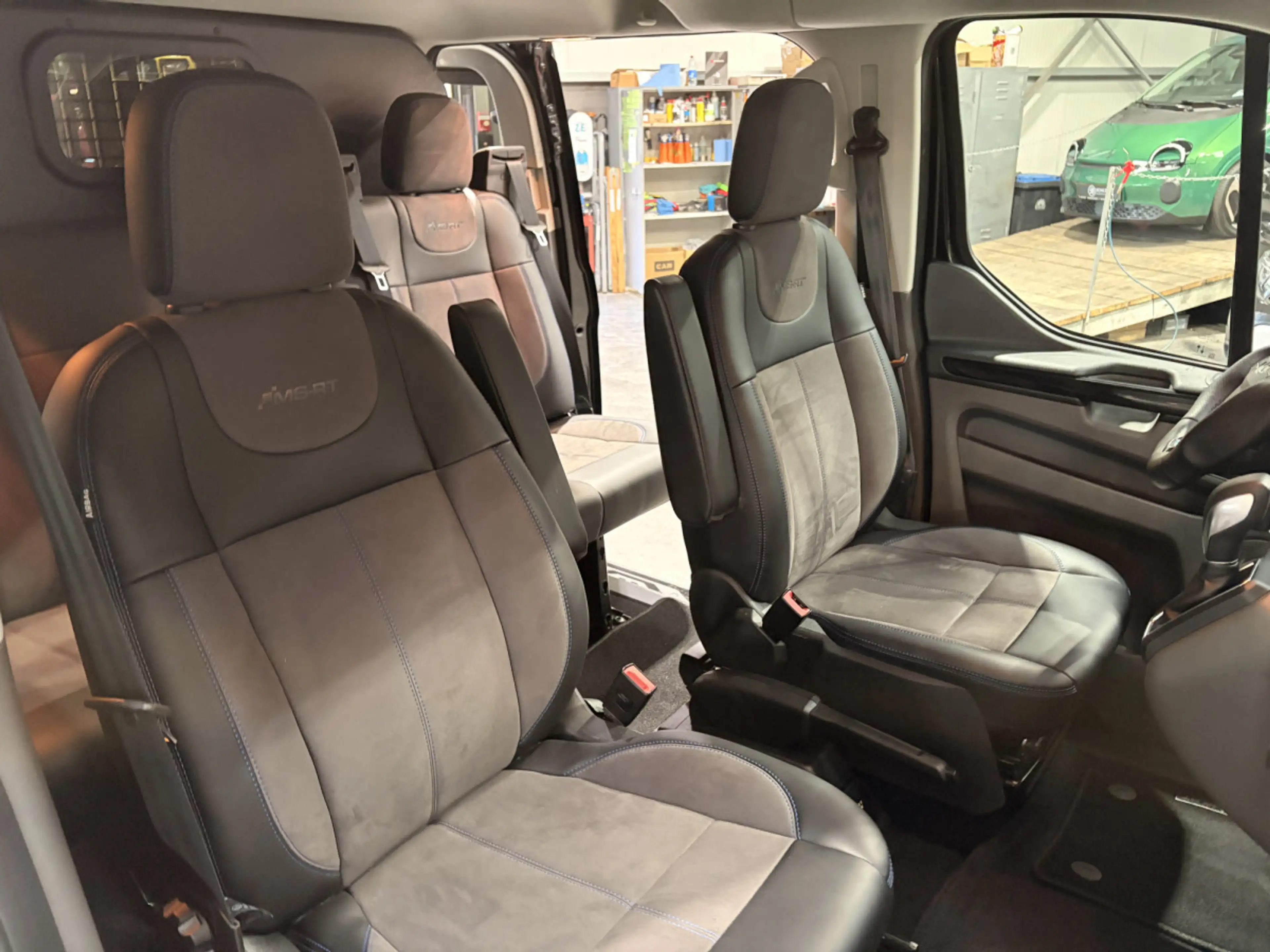 Ford Transit Custom MS-RT 2.0 Double cabine 170HP — photo 13