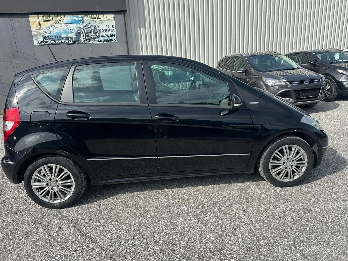 Mercedes-Benz A 180 Edition CDI Aut.Pickerl 11/2027 Schwarz - 2