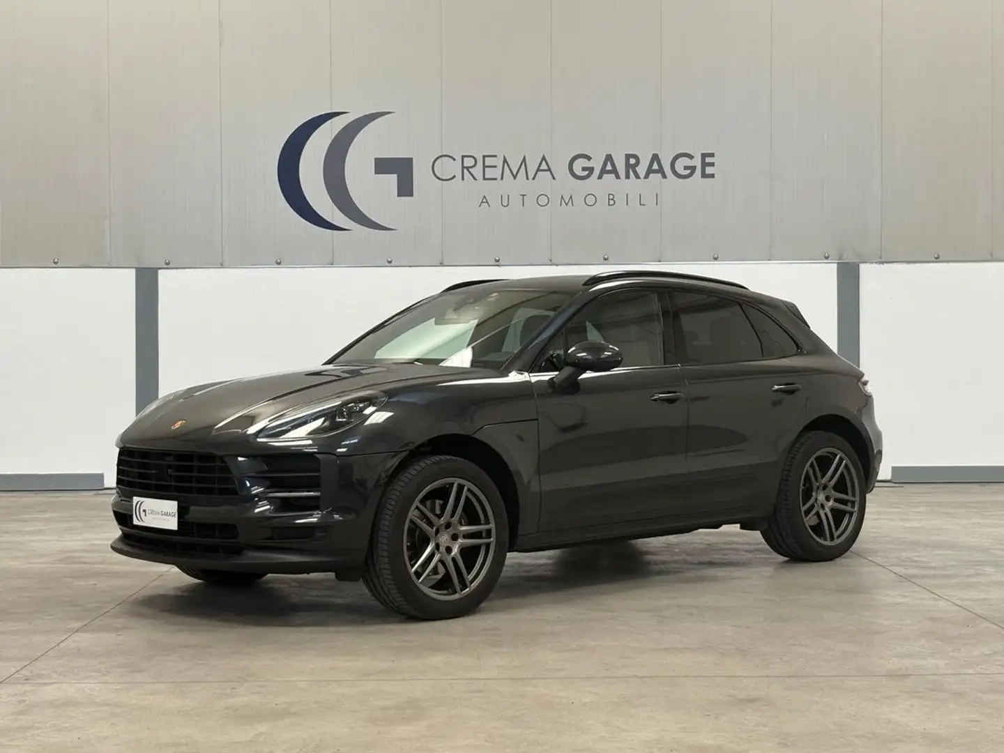 Porsche Macan 2.0 Grey - 1