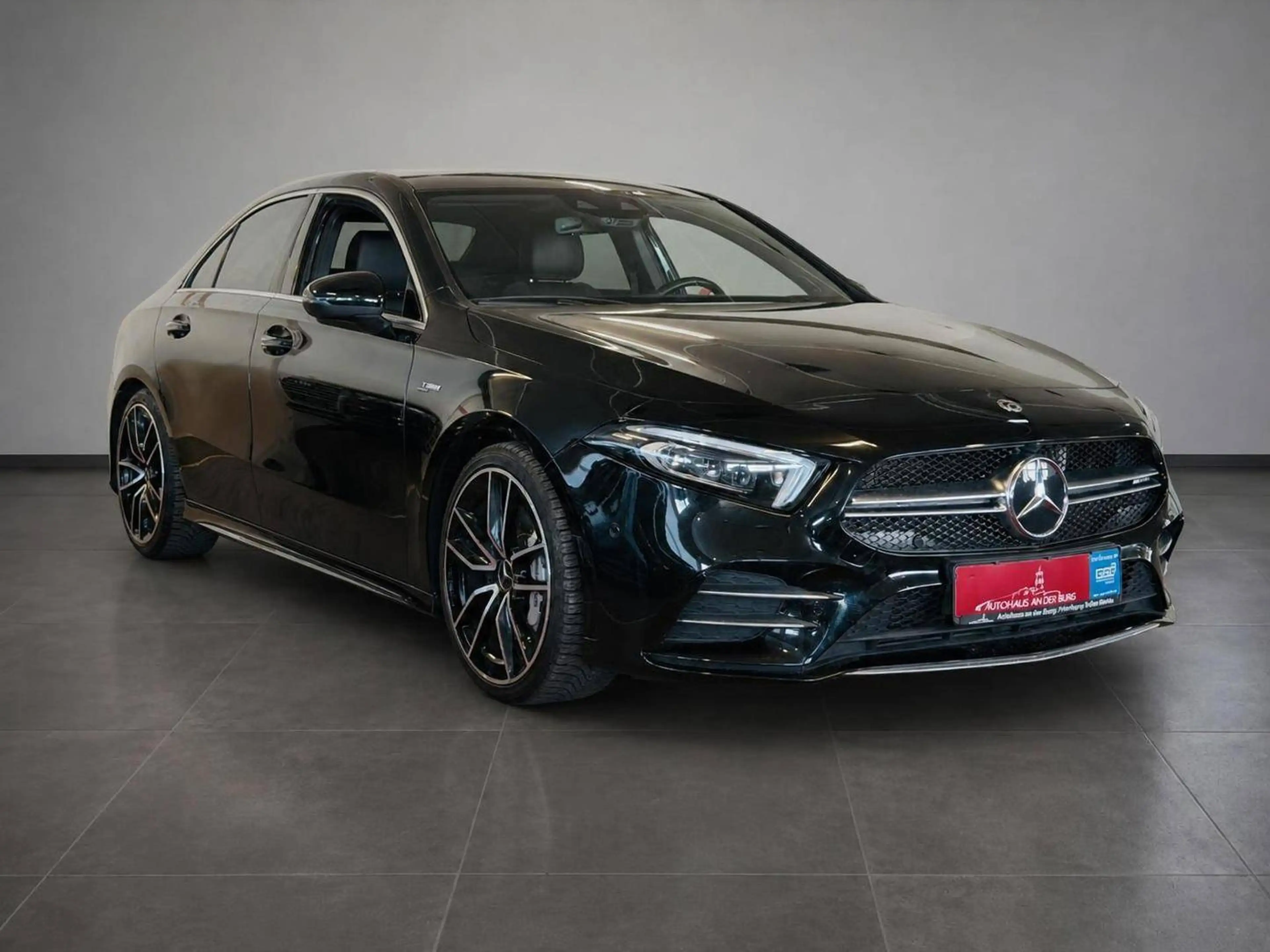 Mercedes-Benz A 35 AMG A 35 AMG Lim. 4Matic//MultiBeam//Pano