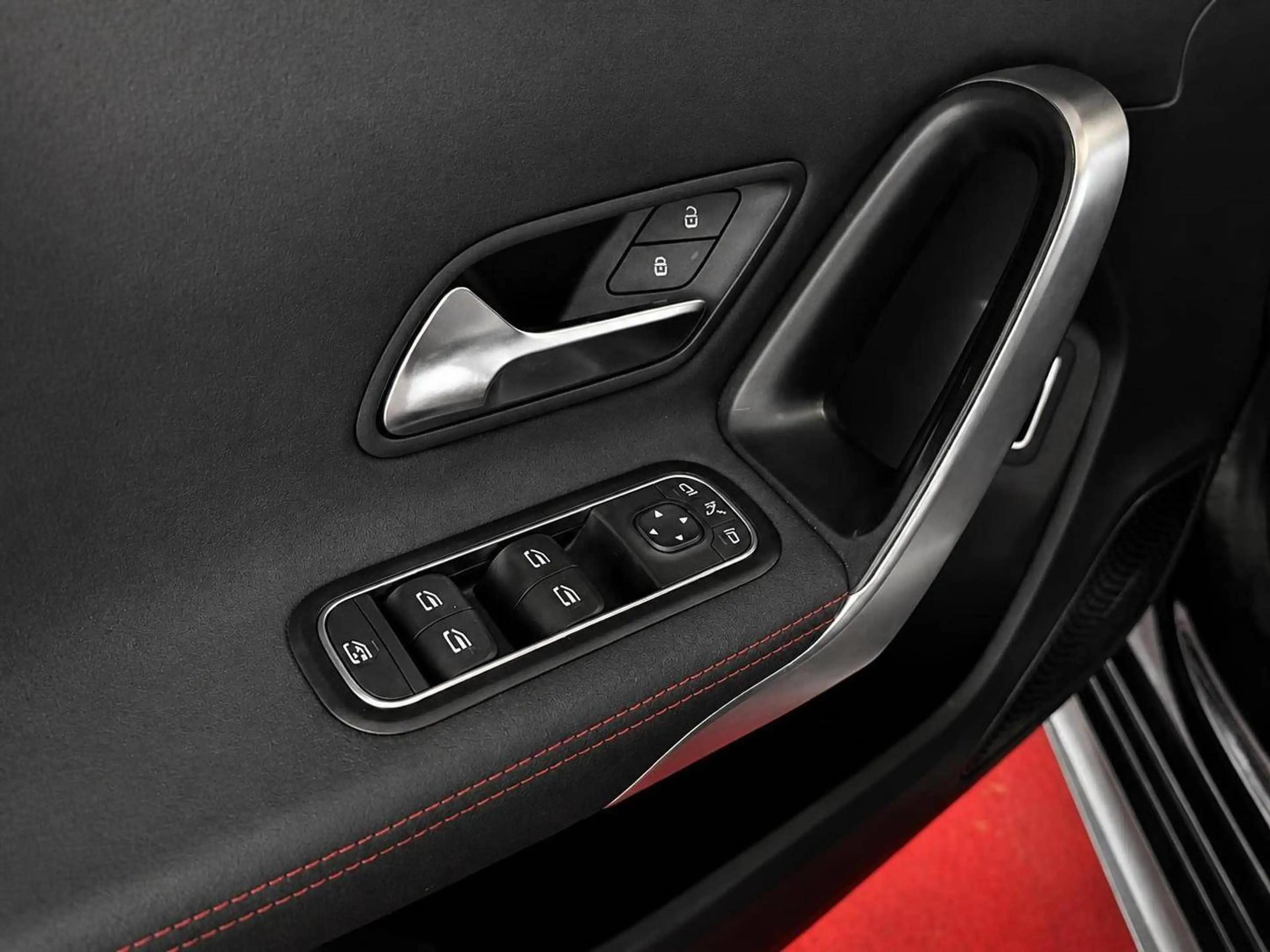 Mercedes-Benz A 35 AMG A 35 AMG Lim. 4Matic//MultiBeam//Pano — photo 13