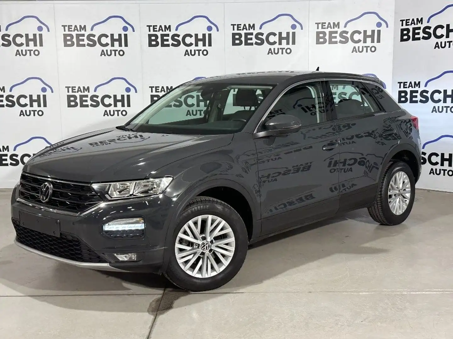 Volkswagen T-Roc 1.0 TSI 110CV  Business Gris - 1
